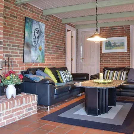 Awesome In Ringkobing With Kitchen Vakantiehuis