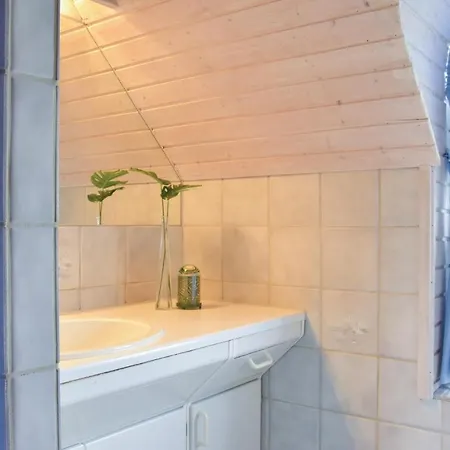 Amazing In With Sauna 灵克宾